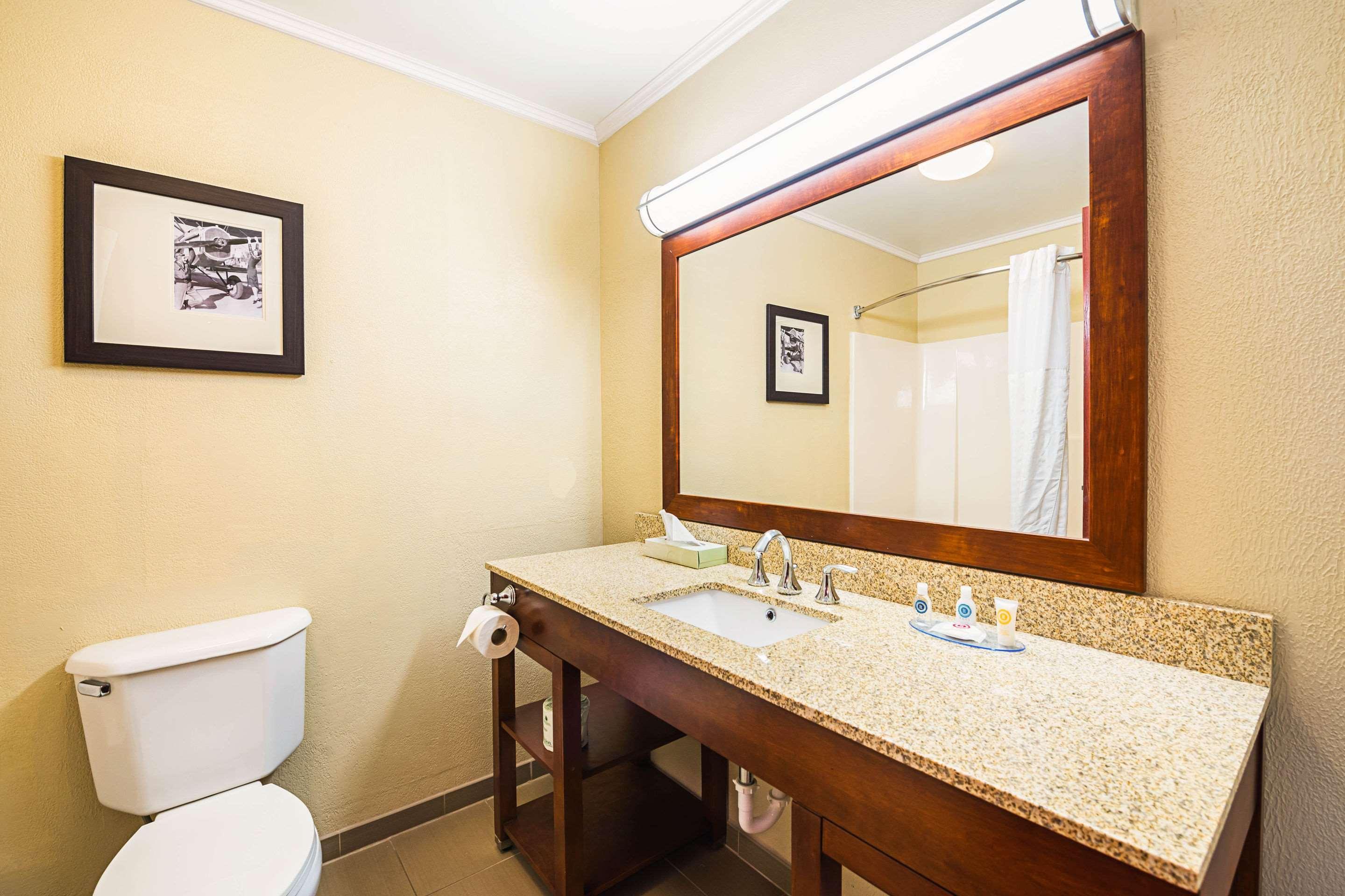 Comfort Inn & Suites Englewood Bagian luar foto