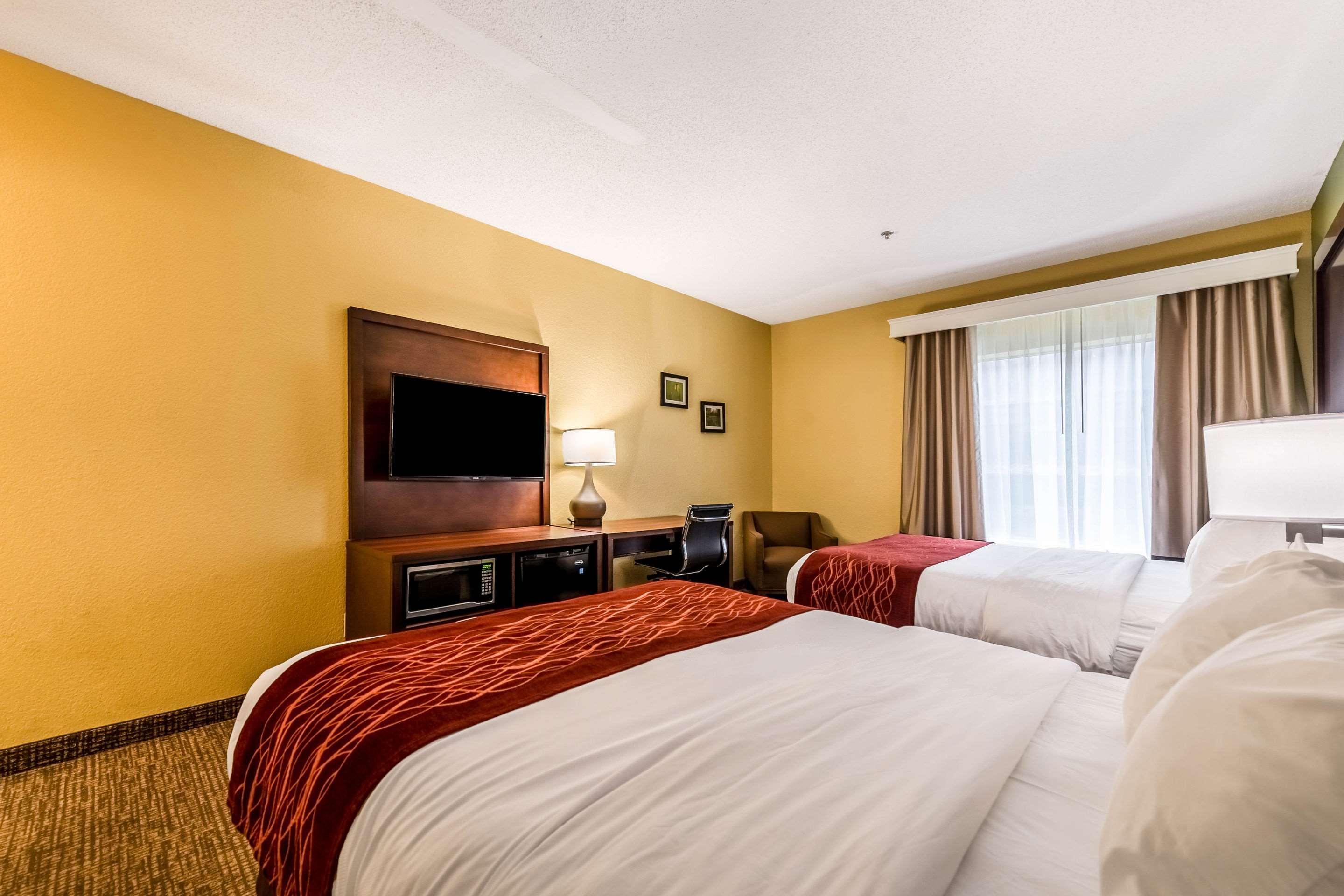 Comfort Inn & Suites Englewood Bagian luar foto